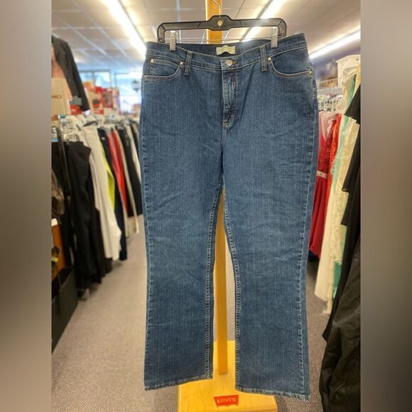 Wrangler SZ. 16 Jeans NEW - Picture 1 of 4